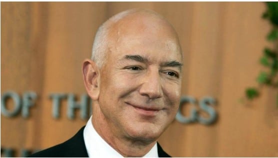 Ternyata Ini Alasan Milyarder Dunia Jeff Bezos dan Bill Gates Doyan Cuci Piring